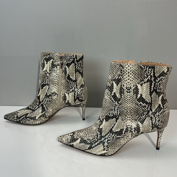 Schutz Bette Snake Leather Pointed Toe Booties Size 9.5 - Picture 3 of 16